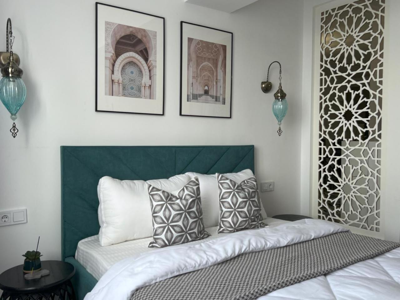 Eastern Style In Golden Square! Apartment Almaty